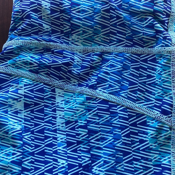 Xersion workout crop leggings - Picture 2 of 8